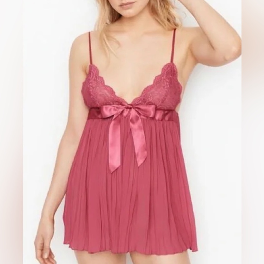 Victorias Secret Very Sexy Pleated Babydoll • XS